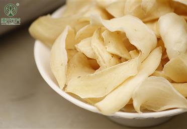 干百合泡發(fā)的水溫要求須知，干百合這么吃營養(yǎng)又美味 - 滋補養(yǎng)生產(chǎn)品