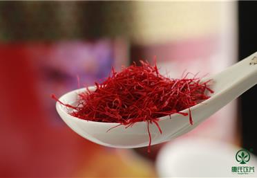 藏紅花可以用熱水泡嗎，對杯子有什么要求藏紅花的吃法西紅花代加工、定制